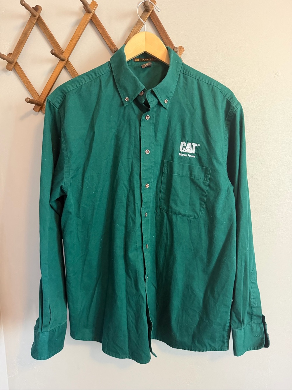Harriton CAT Marine Power Embroidered Button Down Shirt Green L